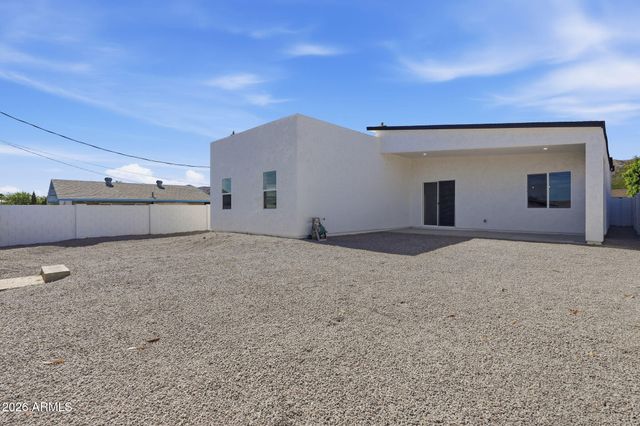 812 E DESERT Drive S 96, Phoenix, AZ 85042