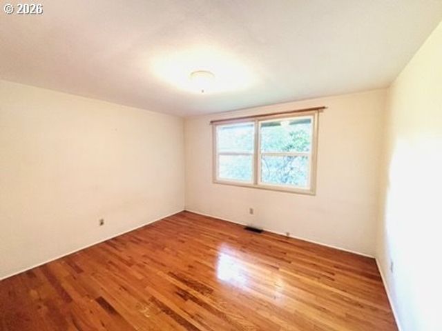 45 RUSTIC Pl, Eugene, OR 97401