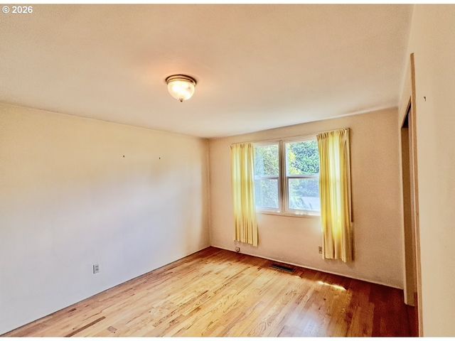 45 RUSTIC Pl, Eugene, OR 97401