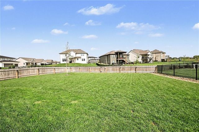23834 W 58th Place, Shawnee, KS 66226
