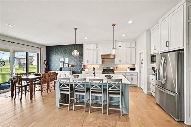 23834 W 58th Place, Shawnee, KS 66226
