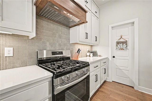 23834 W 58th Place, Shawnee, KS 66226
