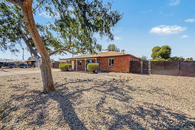2402 W OSBORN Road, Phoenix, AZ 85015