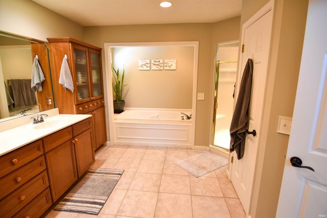 2732 Bailey Lane, Evansville, IN 47725