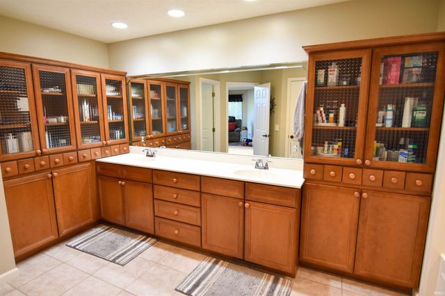 2732 Bailey Lane, Evansville, IN 47725