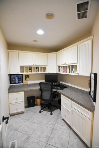 2732 Bailey Lane, Evansville, IN 47725