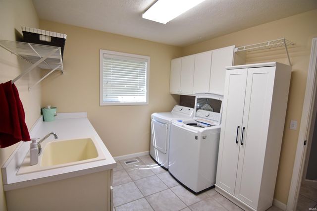 2732 Bailey Lane, Evansville, IN 47725
