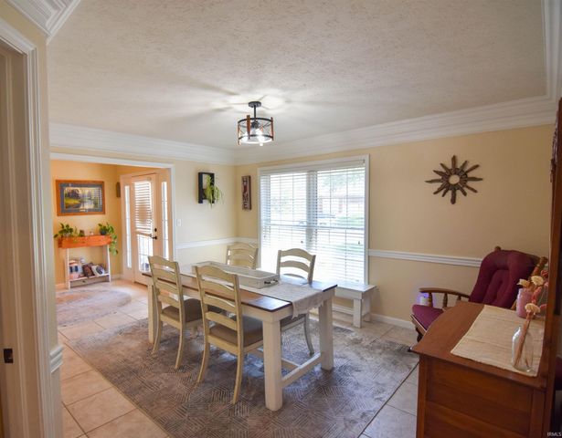 2732 Bailey Lane, Evansville, IN 47725