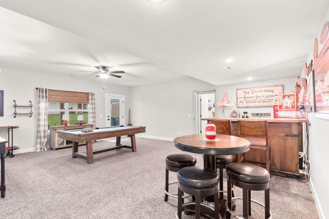 816 S Ridgemont Drive, Nixa, MO 65714
