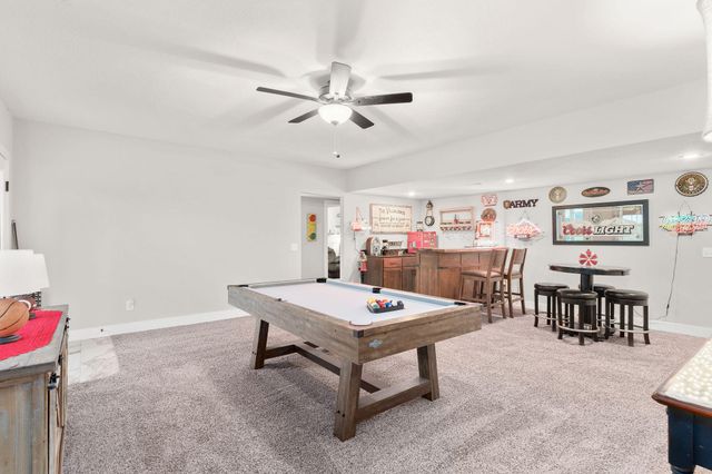 816 S Ridgemont Drive, Nixa, MO 65714