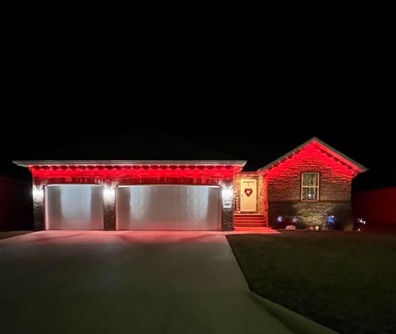 816 S Ridgemont Drive, Nixa, MO 65714