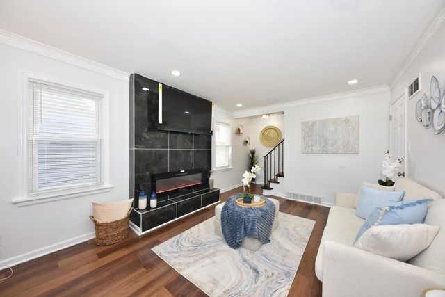 4348 N 19th STREET, Milwaukee, WI 53209