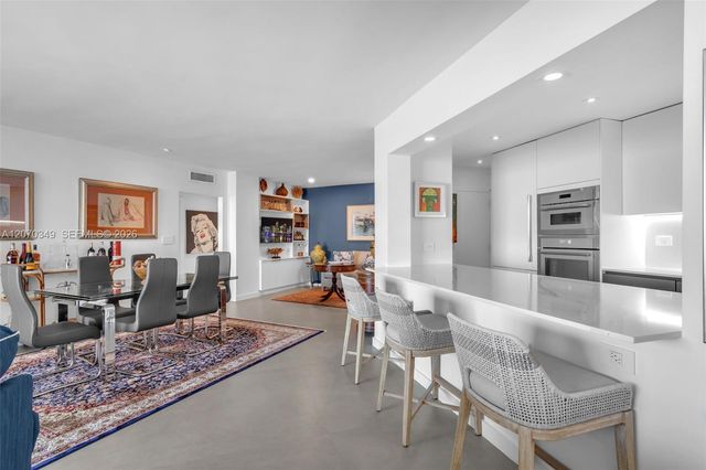 200 Ocean Lane Drive PB4, Key Biscayne, FL 33149