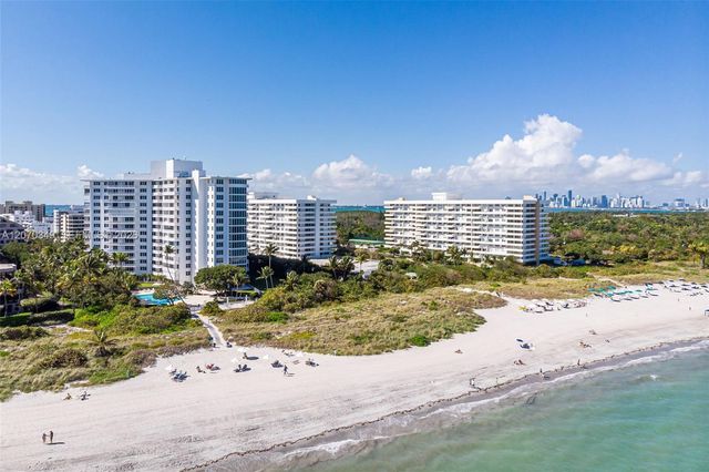 200 Ocean Lane Drive PB4, Key Biscayne, FL 33149