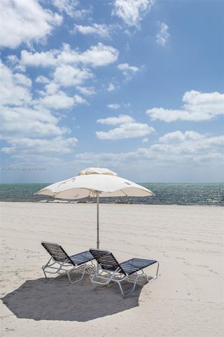 200 Ocean Lane Drive PB4, Key Biscayne, FL 33149