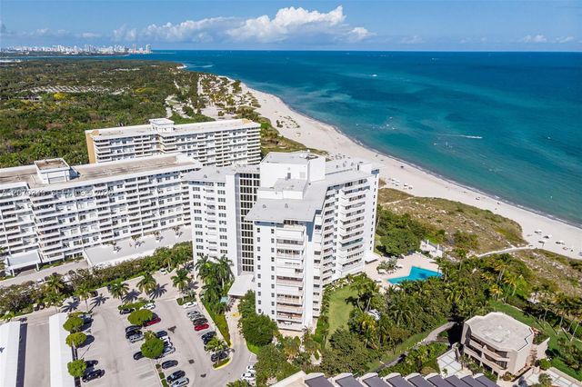 200 Ocean Lane Drive PB4, Key Biscayne, FL 33149