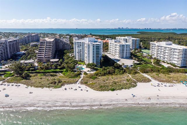 200 Ocean Lane Drive PB4, Key Biscayne, FL 33149