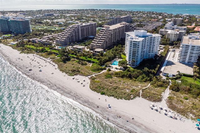 200 Ocean Lane Drive PB4, Key Biscayne, FL 33149