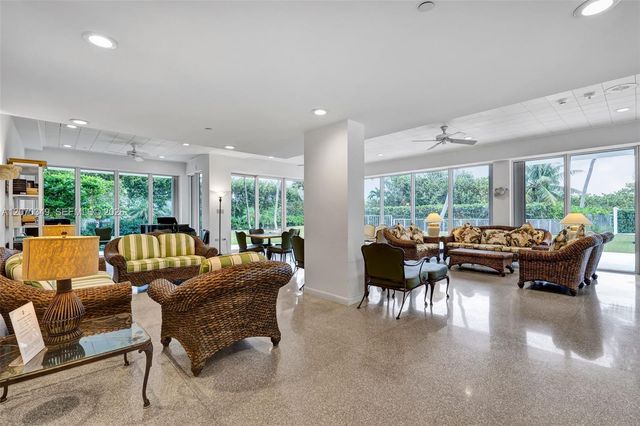200 Ocean Lane Drive PB4, Key Biscayne, FL 33149