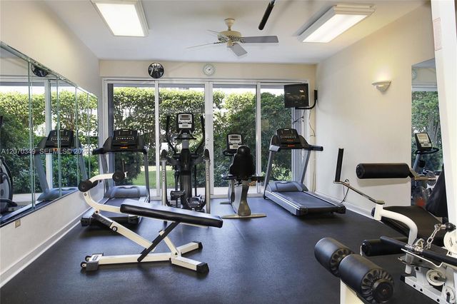 200 Ocean Lane Drive PB4, Key Biscayne, FL 33149