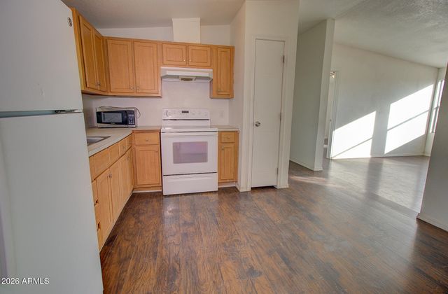 5706 N Fuchsia Street, Casa Grande, AZ 85122