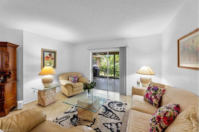 2219 SE 8th ST, Cape Coral, FL 33990