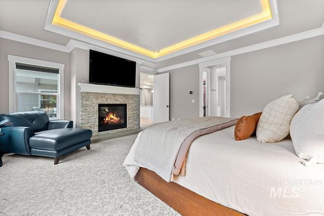 2849 W Chartwell Dr, Eagle, ID 83616