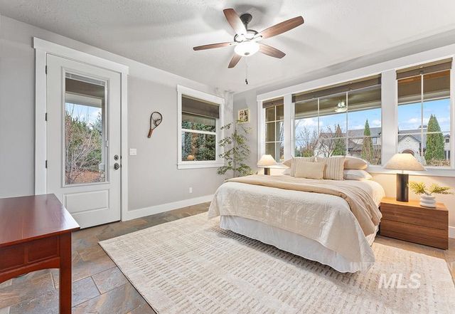 2849 W Chartwell Dr, Eagle, ID 83616