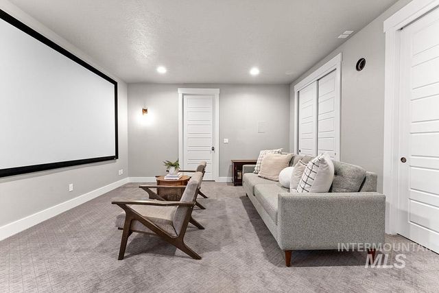 2849 W Chartwell Dr, Eagle, ID 83616