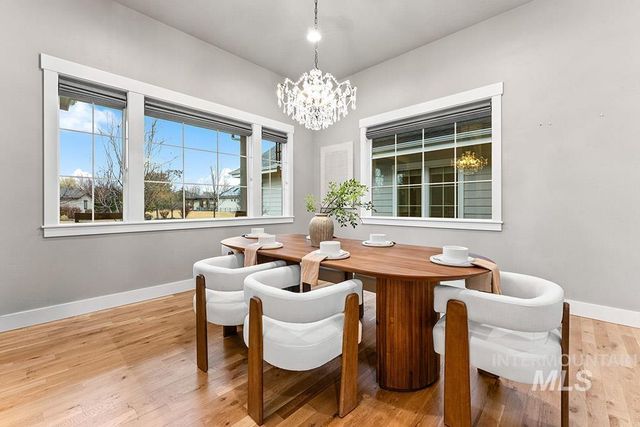 2849 W Chartwell Dr, Eagle, ID 83616