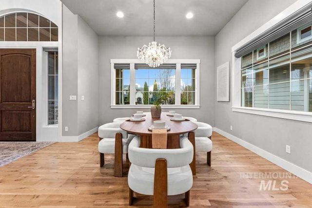 2849 W Chartwell Dr, Eagle, ID 83616