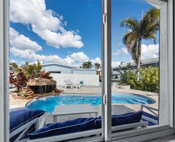 726 JUNGLE QUEEN WAY, Longboat Key, FL 34228