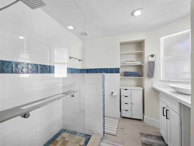 726 JUNGLE QUEEN WAY, Longboat Key, FL 34228