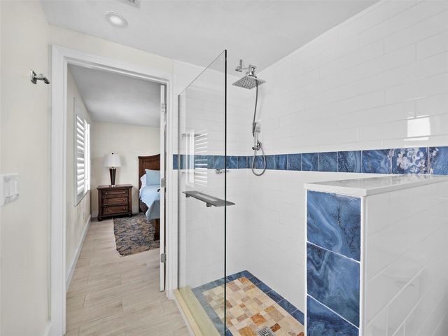 726 JUNGLE QUEEN WAY, Longboat Key, FL 34228