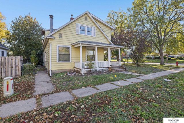 200 N 26 Street, Lincoln, NE 68503