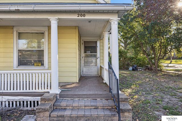 200 N 26 Street, Lincoln, NE 68503