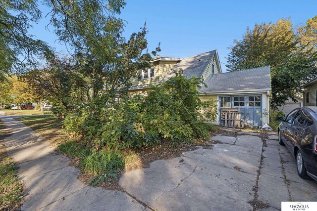 200 N 26 Street, Lincoln, NE 68503