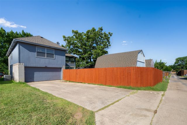726 Spring Mills Road, Mesquite, TX 75181