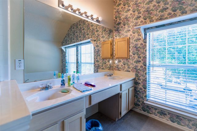 726 Spring Mills Road, Mesquite, TX 75181