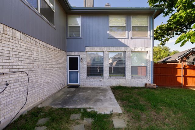 726 Spring Mills Road, Mesquite, TX 75181