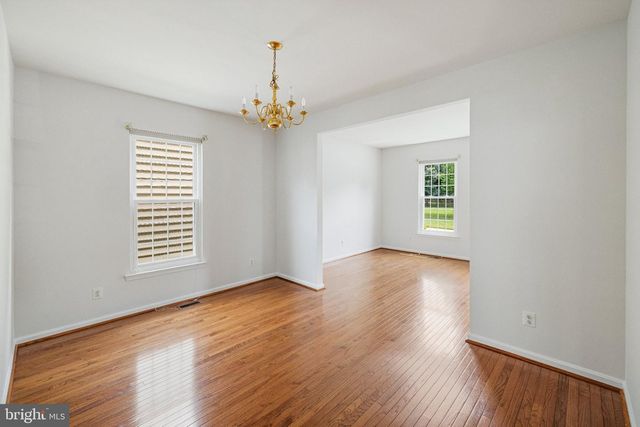 6 CASTLEBAR CT, Gaithersburg, MD 20886