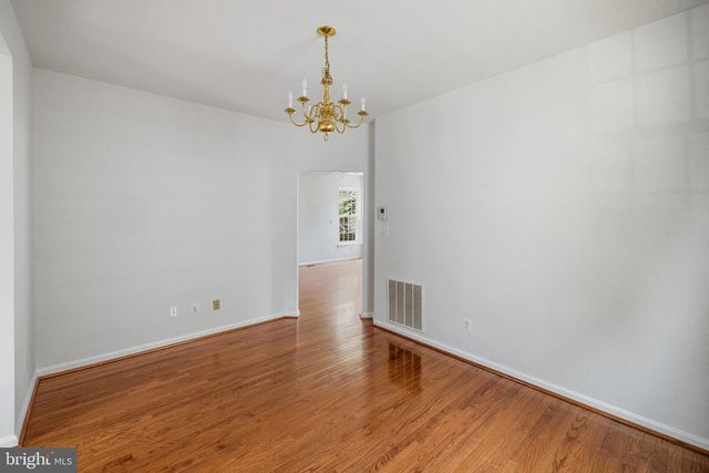 6 CASTLEBAR CT, Gaithersburg, MD 20886