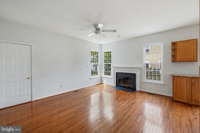 6 CASTLEBAR CT, Gaithersburg, MD 20886