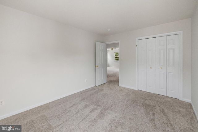 6 CASTLEBAR CT, Gaithersburg, MD 20886