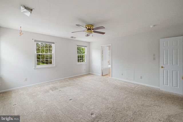 6 CASTLEBAR CT, Gaithersburg, MD 20886