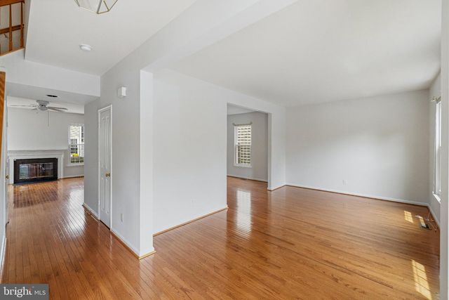 6 CASTLEBAR CT, Gaithersburg, MD 20886