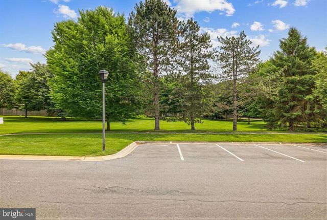 6 CASTLEBAR CT, Gaithersburg, MD 20886