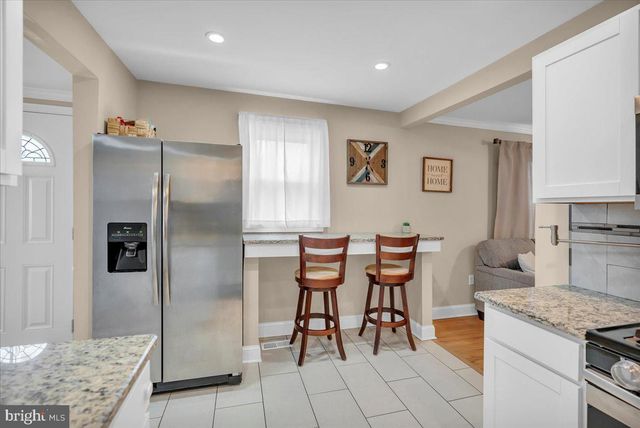 601 W LINCOLN AVE, Magnolia, NJ 08049