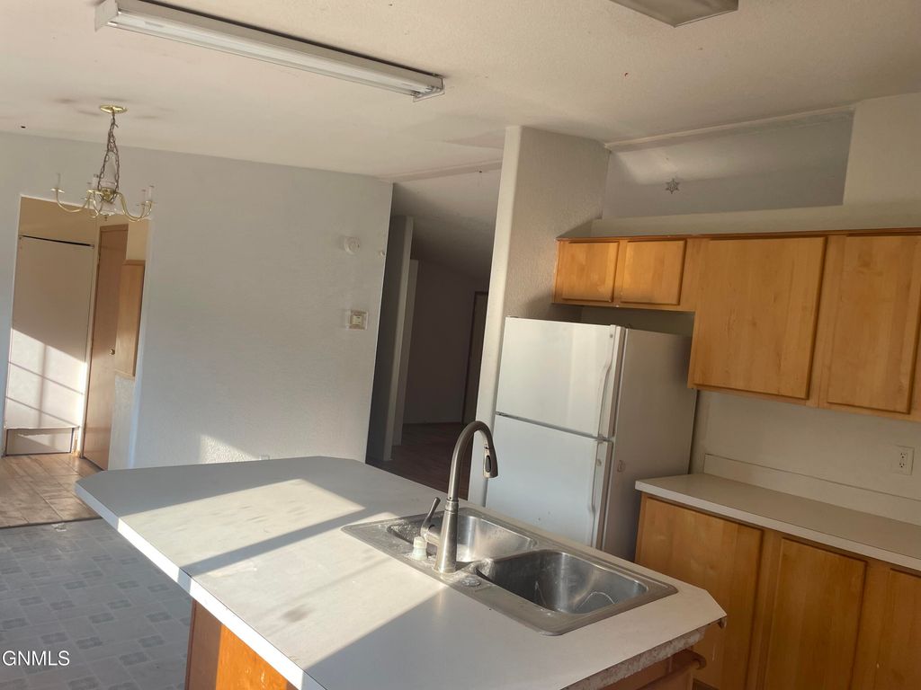 210 Section Avenue, Medicine Lake, MT 59247 photo 4