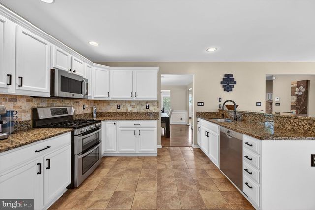 452 LARKSPUR LN, Severna Park, MD 21146